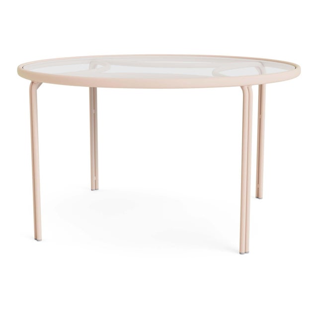 Brown Jordan Kantan Aluminum 48" Round Dining Table in Blush For Sale