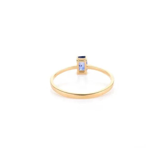 Blue Baguette Cut Blue Sapphire Ring Size 7 For Sale - Image 8 of 10