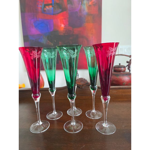 1970s Set of Six Colored Crystal Champagne Flutes From Lenox 'Holiday Gems' Collection For Sale - Image 5 of 7