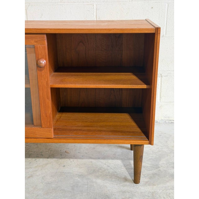 Pair of Danish Mid Century Modern Teak Glass Door Cabinets Display Credenzas Bookcases For Sale In Los Angeles - Image 6 of 10