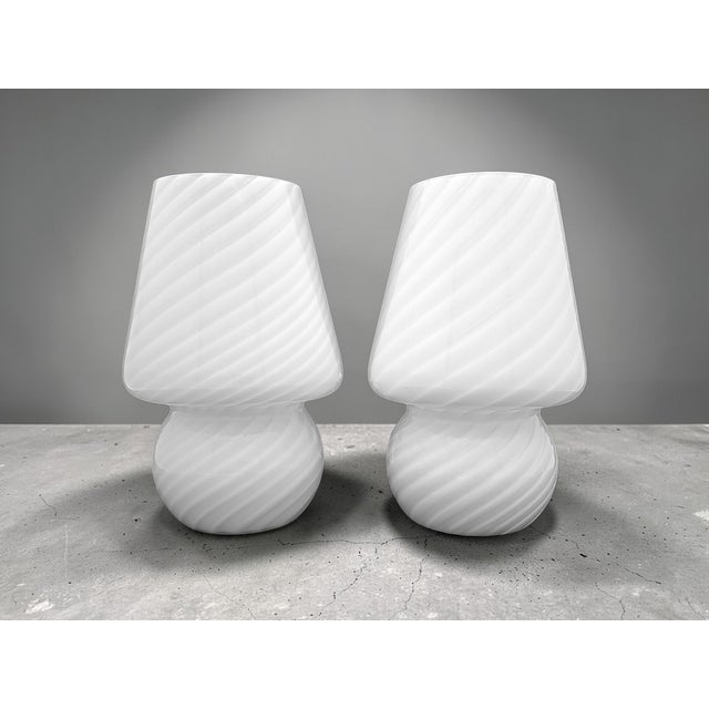 White Murano Glass Lamps, 1980s, Set of 2 For Sale - Image 8 of 8