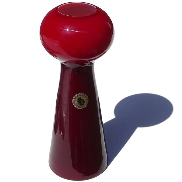 Beautiful vintage Murano hand blown deep red over white Italian art glass flower vase. Documented to the Galliano Ferro -...