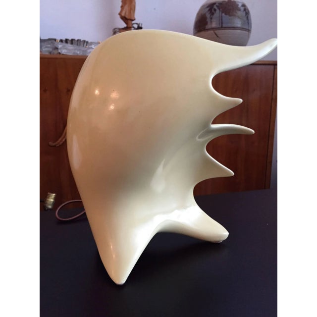 1950s Italian 1950s Antonia Campi Conchiglia Pottery Lamp For Sale - Image 5 of 7