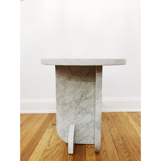 Minimalist Fin Marble Side Table For Sale - Image 4 of 8