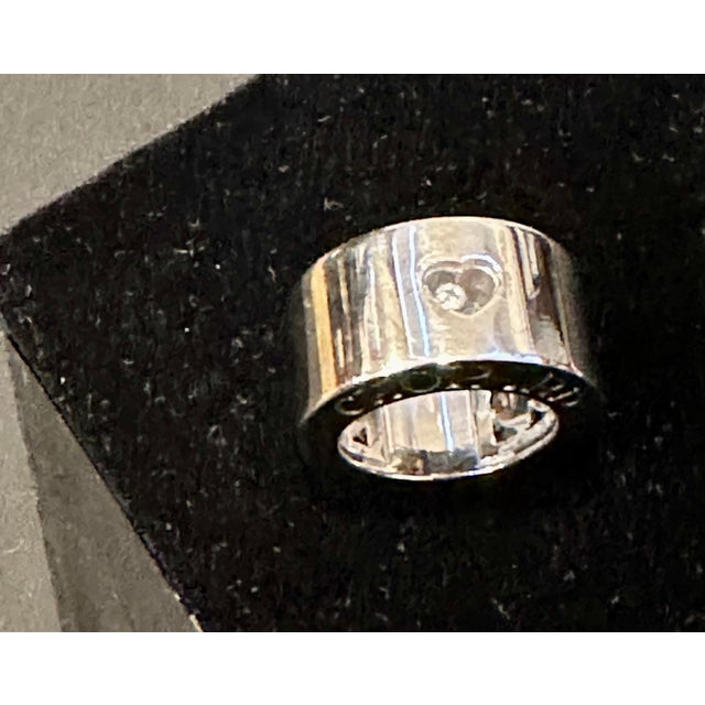 Chopard Happy Diamond 18k White Gold Floating Diamond Ring, Estate For Sale - Image 10 of 18