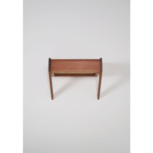 Brown Floating Bedside Table by Sigfred Omann for Ølholm Møbelfabrik, 1960s For Sale - Image 8 of 12