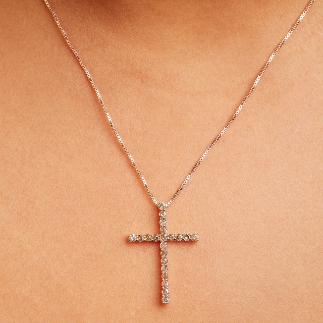 Haus of Brilliance 14K Rose Gold Plated .925 Sterling Silver 1.0 Cttw Champagne Diamond Gold Cross Pendant Necklace for For Sale - Image 4 of 5