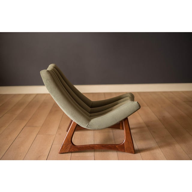 Mid-Century Modern Vintage Sculptural Solid Walnut Tufted Slipper Lounge Chair by Adrian Pearsall For Sale - Image 3 of 13