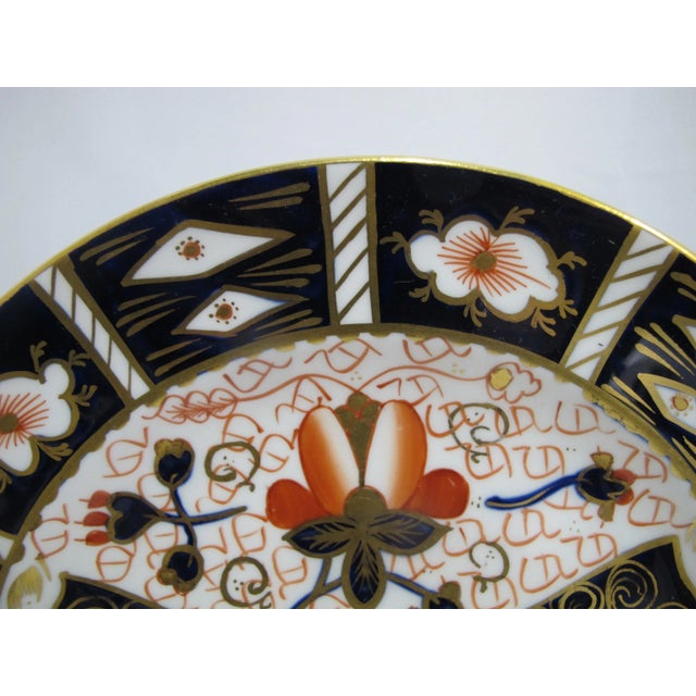Japanese Mid 20th Century Royal Crown Derby 2451 Traditional Imari 8 3/8" Salad Plate - Set of 6 For Sale - Image 3 of 7