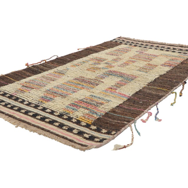 contemporary Moroccan style rug with Short Pile 03'02 x 05'04. Showcasing an expressive design, incredible detail and...