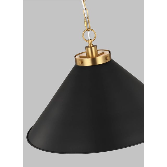 Traditional Chapman & Myers by Visual Comfort Studio Wellfleet Medium Wide Pendant, Midnight Black & Burnished Brass For Sale - Image 3 of 5