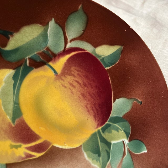 English 1900s Decorative French Apple Hanging Luneville Plate For Sale - Image 3 of 8