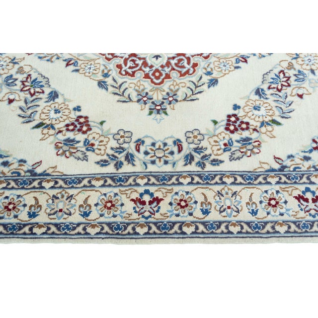 Hand-Knotted Oriental Rug in Silk For Sale - Image 9 of 12