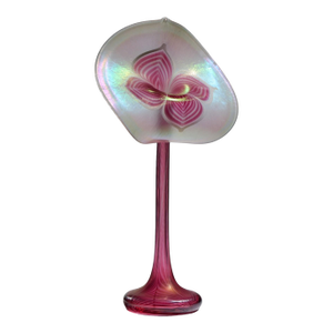 Stuart Abelman Signed Art Glass Iridescent Pulled Feather Jack-in-the-Pulpit Vase Sculpture
