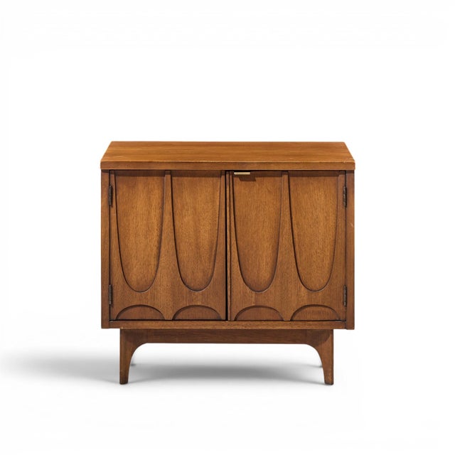Wood Broyhill Brasilia Mid Century Walnut Commode Nightstands - Pair For Sale - Image 7 of 10