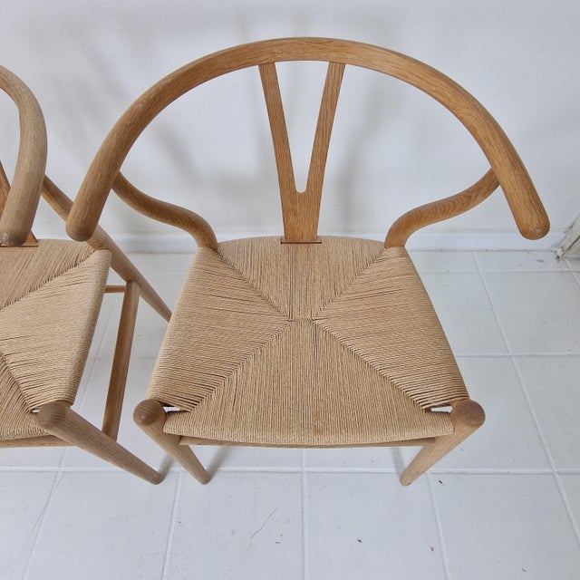 CH24 Wishbone Chairs by Carl Hansen & Son, Denmark, Set of 5 For Sale - Image 6 of 16