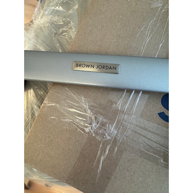 Brown Jordan Brown Jordan Lounge Chair With Seat and Back Cushions and Glass Top Side Table For Sale - Image 4 of 5