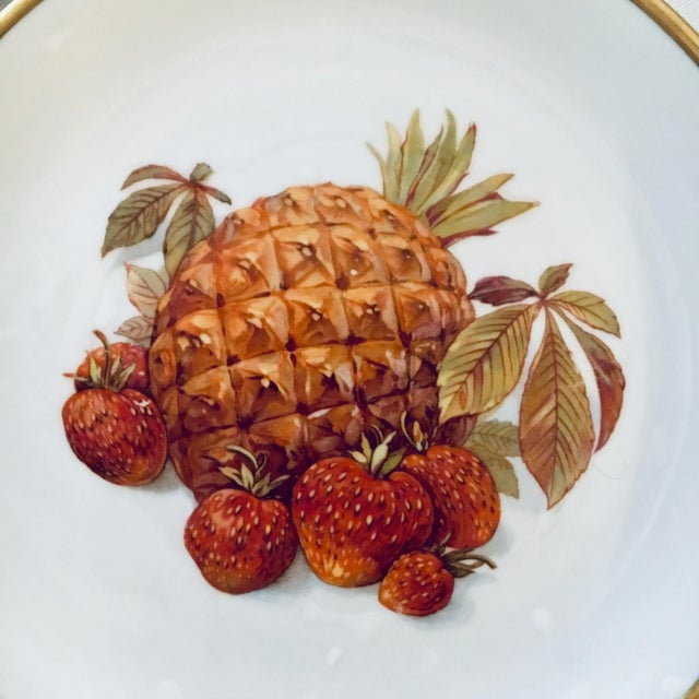 Rustic European 1930s Bareuther Waldsassen German Fruit Plates With Gold Trim - Set of 3 For Sale - Image 3 of 13