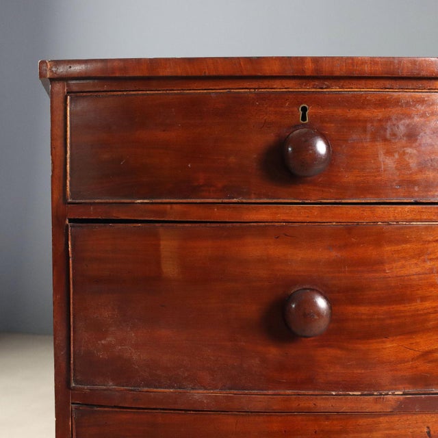 Chest of Drawers in Mahogany with Maple and Ebony Inlays For Sale - Image 4 of 11