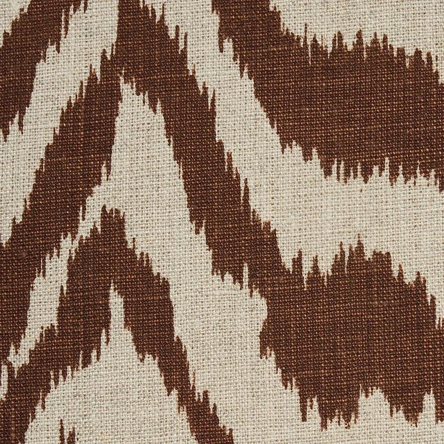 Contemporary Sample - Schumacher Quincy Hand Print Fabric in Safari For Sale - Image 3 of 5