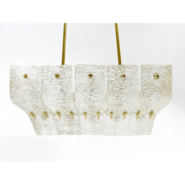 Large Austrian Chandelier in Brass and Textured Glass by J. T. Kalmar for Kalmar, 1950s For Sale - Image 9 of 11