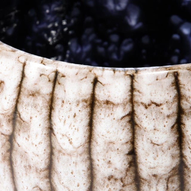 Mid-Century Modernist White & Earth Toned Ceramic Bowl With Vertical Banding For Sale - Image 4 of 11