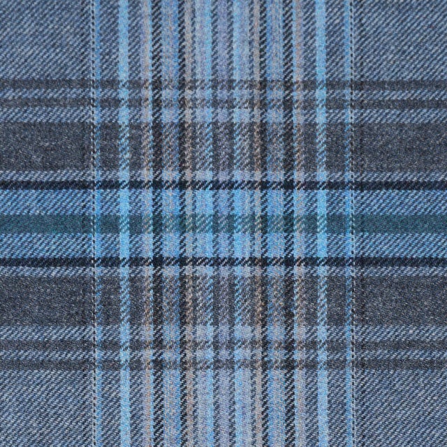 Traditional Sample - Schumacher Campbell Plaid Fabric In Indigo For Sale - Image 3 of 5