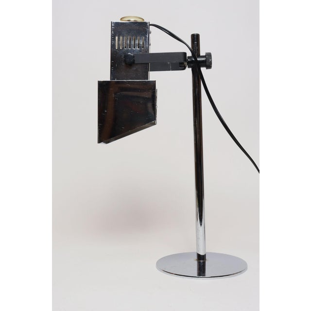 Koch & Lowy Vintage Koch & Lowy Chrome Adjustable Task / Table Lamp With Articulating Shade For Sale - Image 4 of 17