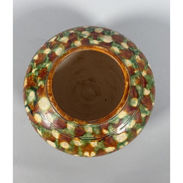 Asian Sancai stoneware vase, Tang Dynasty (618-907), Ancient China For Sale - Image 3 of 8