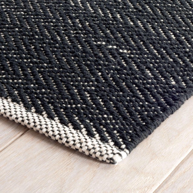 Dash & Albert Dash & Albert by Annie Selke Herringbone Black Woven Cotton Rug, 5' x 8' For Sale - Image 4 of 6