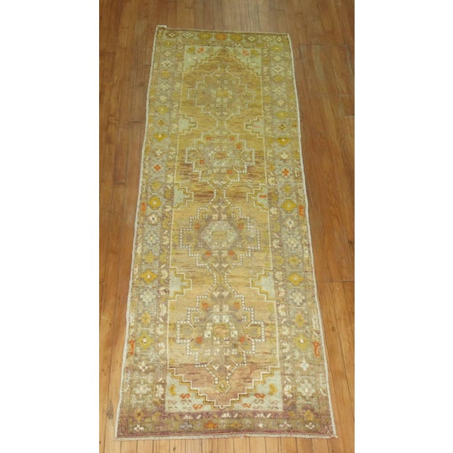 20th Century Neutral Turkish Anatolian Runner For Sale In New York - Image 6 of 6