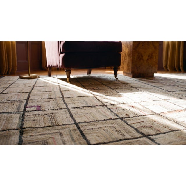 1920s Ivory Geometric Folk Art Antique Century American Hooked Rug 6' X 9'3" Handknotted Wool Carpet For Sale - Image 9 of 11