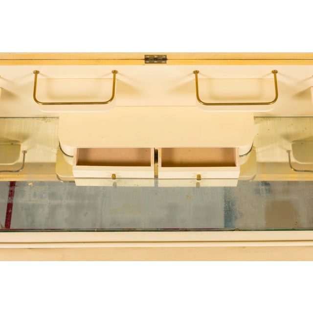 1930s 1930s French Art Deco Blond Lacquer Bar Cabinet For Sale - Image 5 of 18