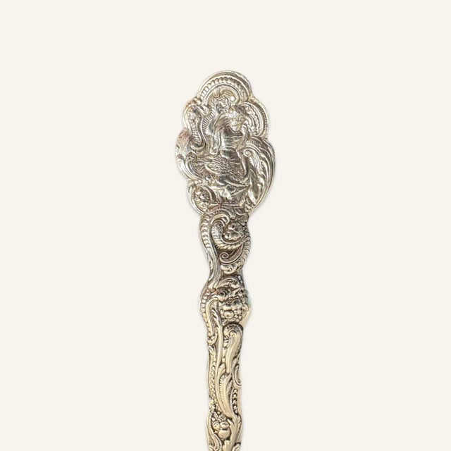 French Provincial Late 19th Century Gorham Versailles Pattern Serving Fork For Sale - Image 3 of 5