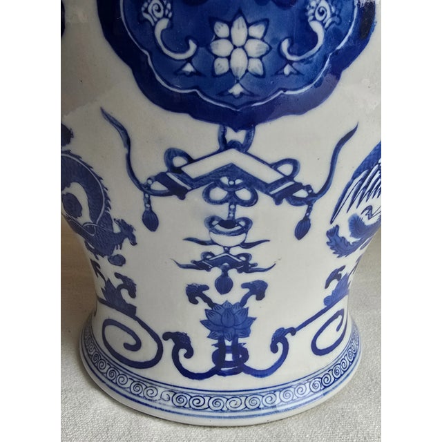 Pair of Early 20th Century Antique Asian Blue & White Temple Jars Phoenix Dragon For Sale In Philadelphia - Image 6 of 12