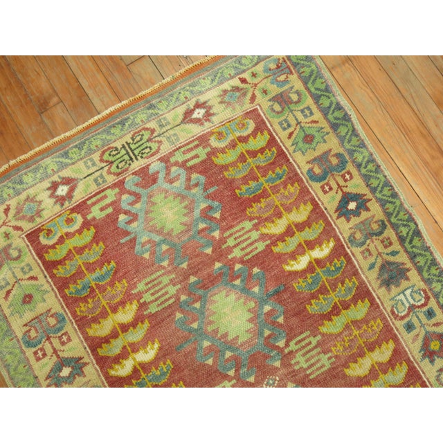 Traditional Mid 20th Century Scatter Size Turkish Rug - 3'2" x 4' For Sale - Image 3 of 5