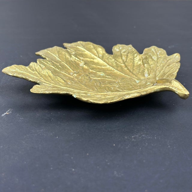 Virginia Metalcrafters 1948 Virginia Metalcrafters Brass Chrysanthemum Leaf Dish Tray For Sale - Image 4 of 4
