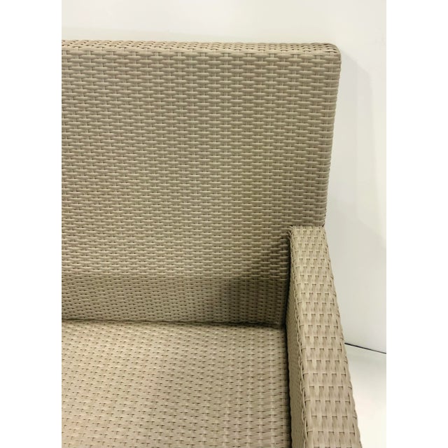 McGuire Barbara Barry for Baker McGuire Gray Woven Resin Outdoor Plateau Lounge Chair For Sale - Image 4 of 7