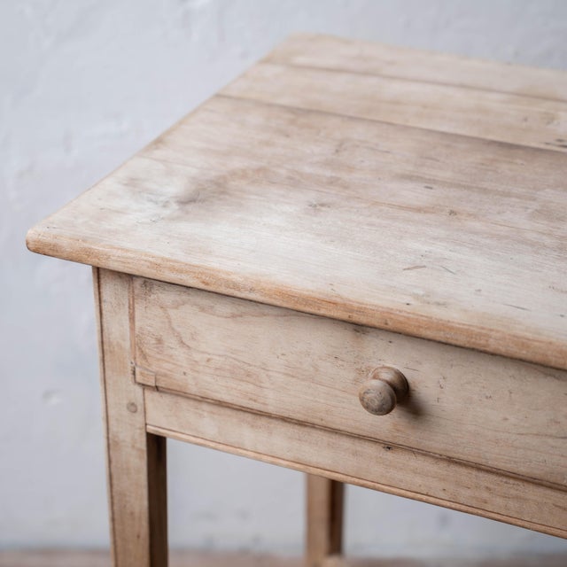 Mahogany Side Table With X Stretcher, 18th Century For Sale In Savannah - Image 6 of 17