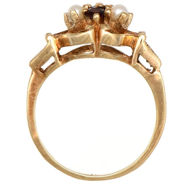 10KY Vintage Garnet(0.18) & Pearl Ring For Sale - Image 4 of 5