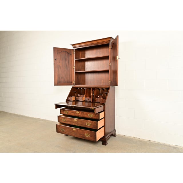 Henkel Harris Georgian Solid Mahogany Drop Front Secretary Desk With Bookcase Hutch, 1969 For Sale In South Bend - Image 6 of 18
