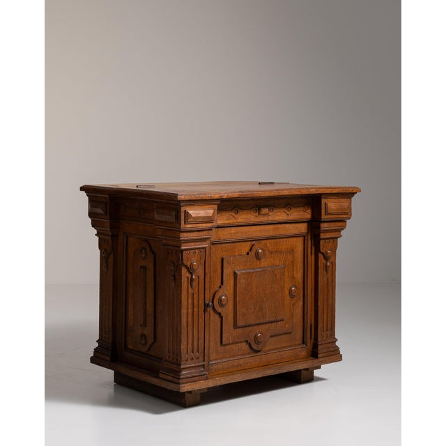 19th Century French Chestnut Brown Neo-Renaissance Oak Cabinet with Hinged Lid For Sale - Image 11 of 15