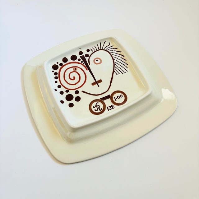White Pablo Picasso Large Ceramic Tray - Tete Appuyee Sur Les Mains II For Sale - Image 8 of 10