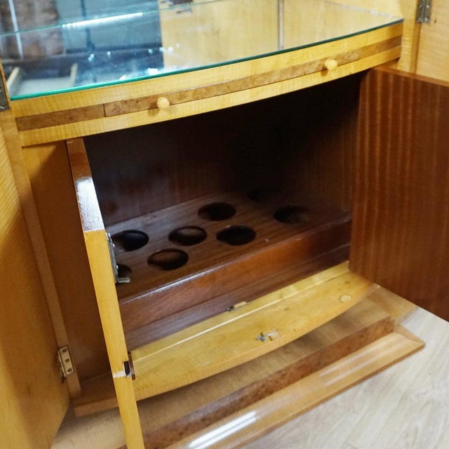 Cocktail Cabinet in Burr Walnut from Harry & Lou Epstein, 1930s For Sale - Image 11 of 15