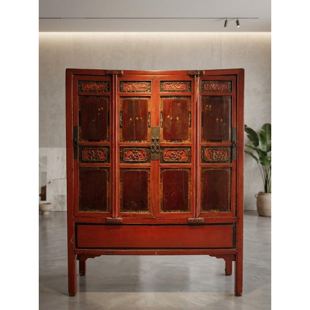 I'm happy to answer any questions or send a video of the piece. Full of rustic charm! Antique Chinese red and black...