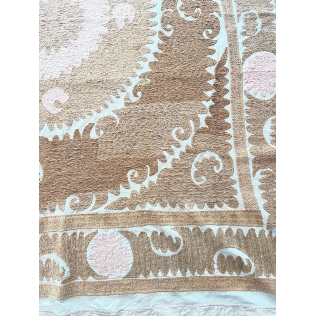 Mid-Century Modern Decorative Vintage Neutral Tan Suzani From Uzbekistan For Sale - Image 3 of 9