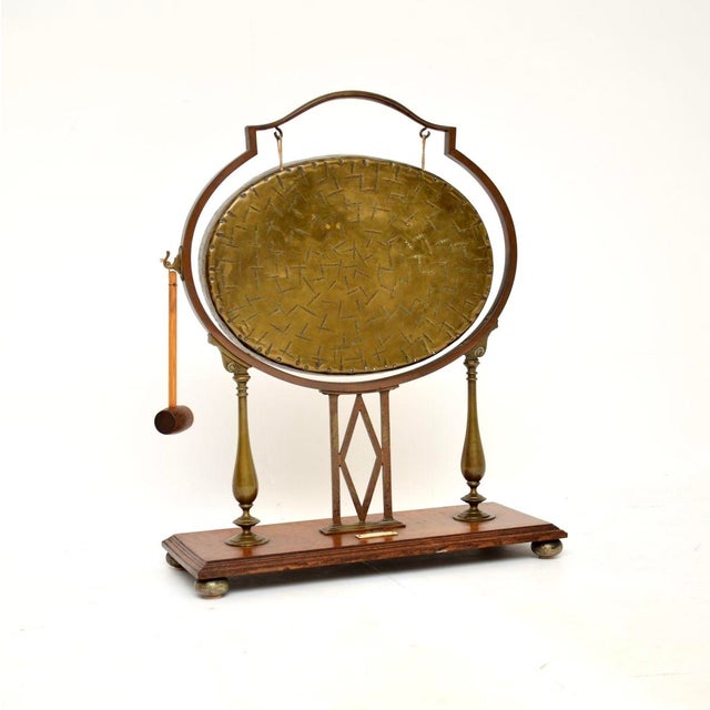 Antique Edwardian Brass and Oak Dinner Gong, 1900s For Sale - Image 10 of 10