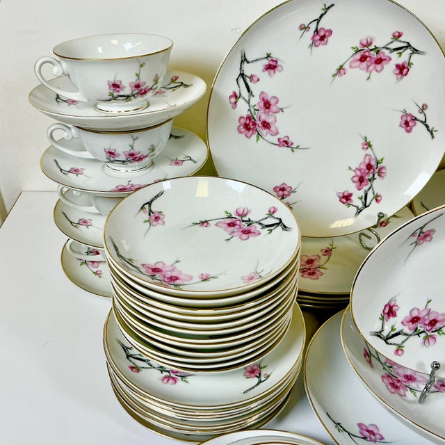 Cerise 1940s Vintage Hollywood Regency Japanese Minimalist Cherry Blossom Dinnerware - Set of 56 For Sale - Image 8 of 14
