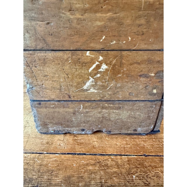 Wood Antique Hubbard's Wood Wire Sewn Folding / Collapsible Crate For Sale - Image 7 of 13