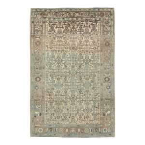 Galerie Shabab Collection Mid-20th Century Persian Malayer Accent Rug